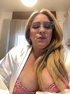 x elena x online show from 02/11/25, 11:54