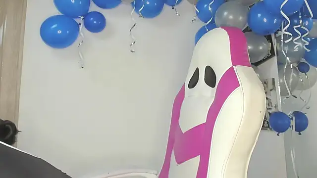 paola ih online show from 01/21/25, 05:09