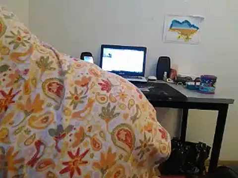 Snapshot of Milana235 chatting on 12/14/24, 08:23 Milana235 online show from 12/14/24, 08:23