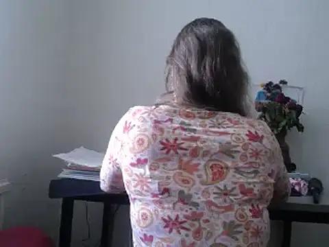 Snapshot of Milana235 chatting on 02/16/25, 08:32 Milana235 online show from 02/16/25, 08:32