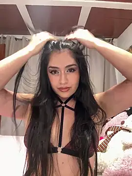 Snapshot of Aura_Owl chatting on 02/07/26, 02:26 Aura Owl online show from 02/07/26, 02:26