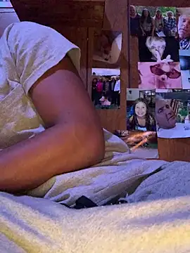 Tristris100 online show from 02/04/25, 08:24