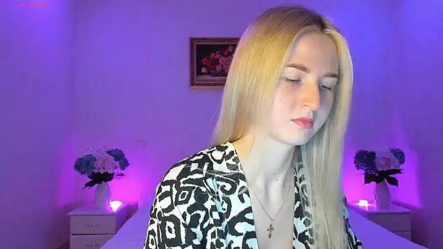 AnnaCarrera online show from 03/16/25, 08:00