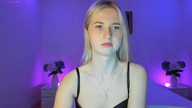 AnnaCarrera online show from 03/19/25, 11:57