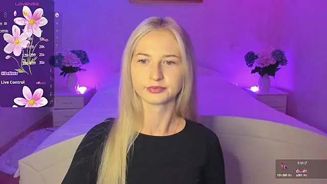 AnnaCarrera online show from 10/06/25, 07:11