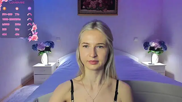 Snapshot of AnnaCarrera chatting on 04/29/26, 08:26 AnnaCarrera online show from 04/29/26, 08:26