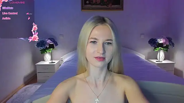 Snapshot of AnnaCarrera chatting on 04/30/26, 08:57 AnnaCarrera online show from 04/30/26, 08:57