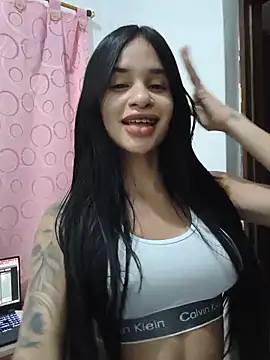 Snapshot of secretgreisy_ chatting on 06/11/26, 05:05 secretgreisy online show from 06/11/26, 05:05