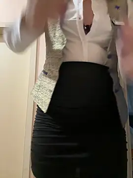 AlexandraGiogio online show from 04/18/26, 01:31
