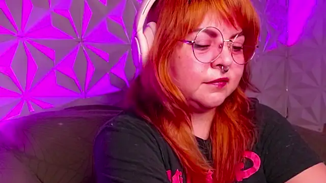 Satyn doll online show from 09/18/25, 11:07