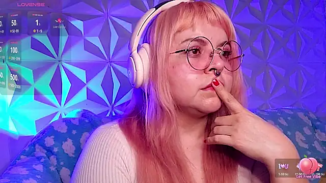 Satyn doll online show from 03/24/26, 11:32