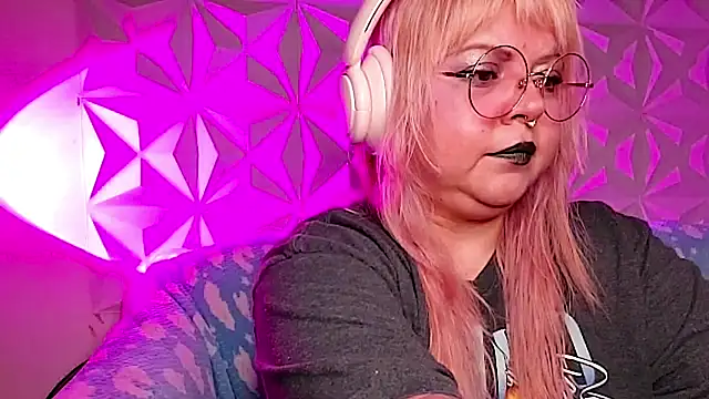 Satyn doll online show from 05/02/26, 11:43