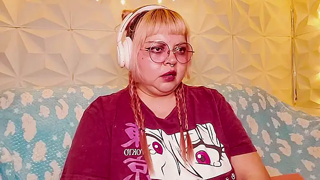 Satyn doll online show from 05/15/26, 11:23
