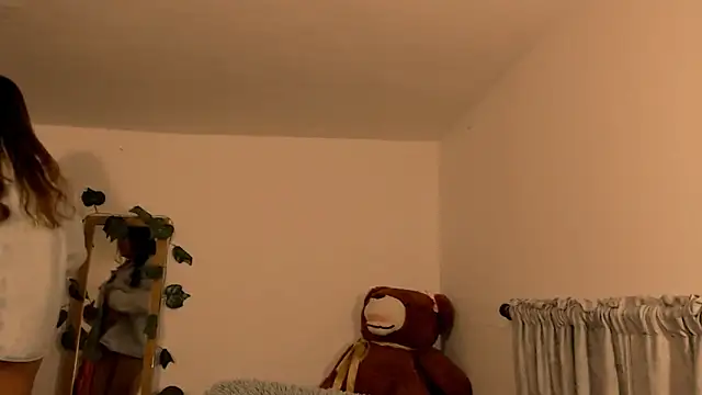 pamela doll online show from 02/20/26, 10:10