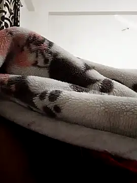 indianguy21 online show from 12/20/24, 05:08