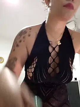 little susie online show from 11/04/25, 09:19