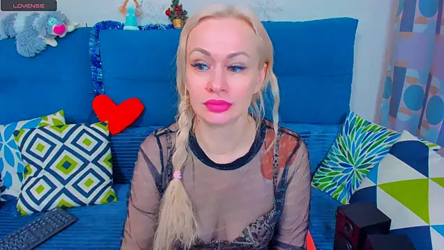 EllenMoore online show from 01/06/25, 02:37