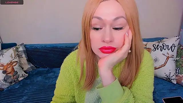 EllenMoore online show from 12/16/25, 03:11