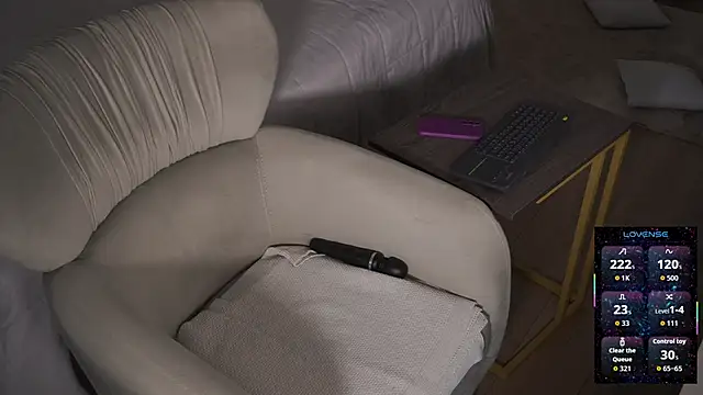 eseniyavl online show from 01/09/26, 04:37