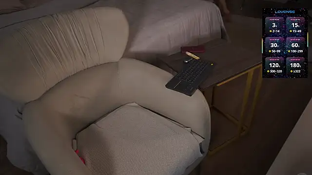 eseniyavl online show from 03/24/26, 05:34