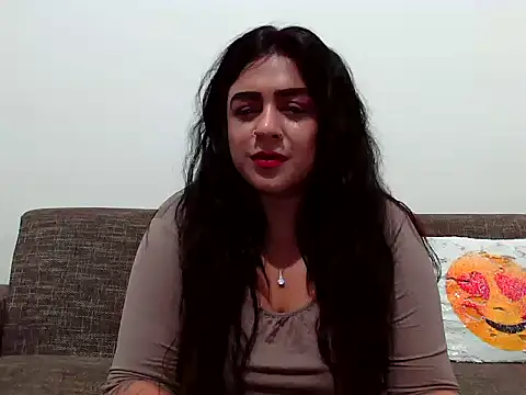 Snapshot of indianishkq7 chatting on 09/20/25, 05:03 indianishkq7 online show from 09/20/25, 05:03