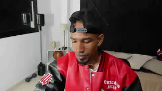 Snapshot of anhtony_wayans chatting on 10/25/25, 12:07 anhtony wayans online show from 10/25/25, 12:07