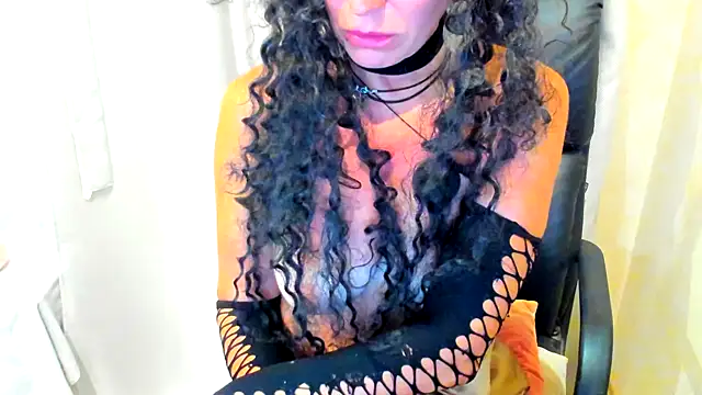 Snapshot of Ruda1919 chatting on 06/21/26, 01:24 Ruda1919 online show from 06/21/26, 01:24