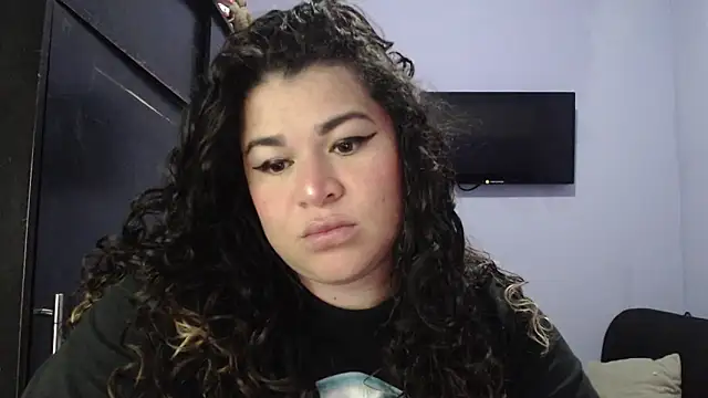 ANGELIQUE KLANE online show from 01/24/25, 01:24