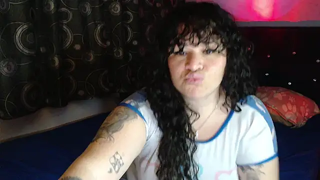 ANGELIQUE KLANE online show from 02/25/26, 05:00