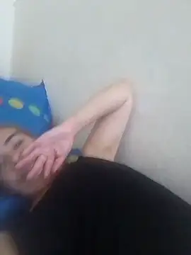 mari657 online show from 04/14/26, 02:28