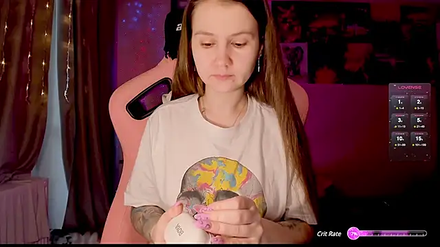 Snapshot of GoodWitch_ chatting on 01/08/25, 08:06 GoodWitch  online show from 01/08/25, 08:06