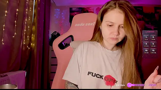 Snapshot of GoodWitch_ chatting on 01/21/25, 09:24 GoodWitch  online show from 01/21/25, 09:24