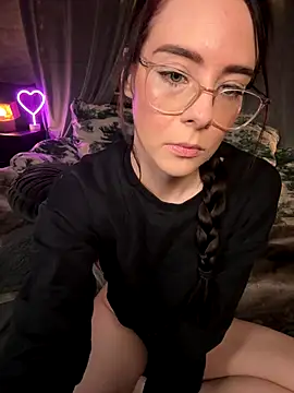 Carmen Monroe online show from 12/16/25, 07:08