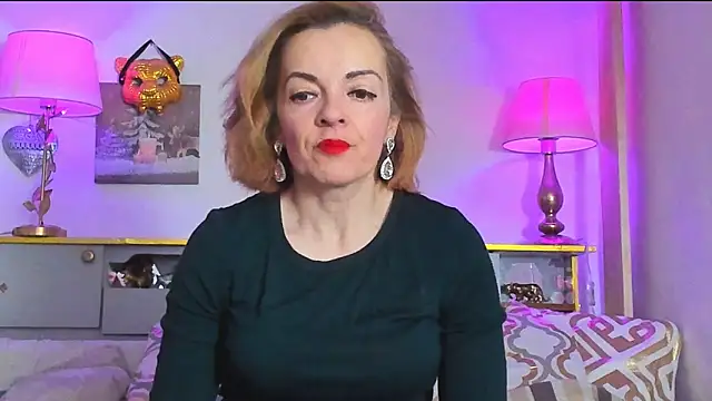 KateConner online show from 03/22/25, 11:42