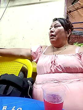 Brenda Berck  online show from 11/18/25, 11:48