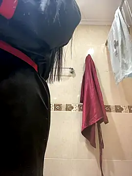 Fancyxlove online show from 10/24/25, 12:45