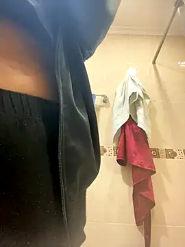 Fancyxlove online show from 11/05/25, 12:16