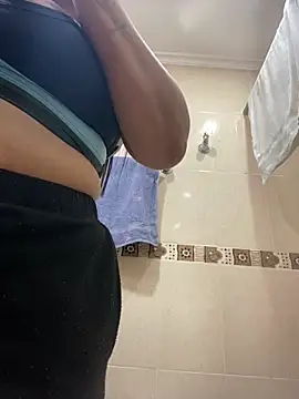 Fancyxlove online show from 11/22/25, 12:37