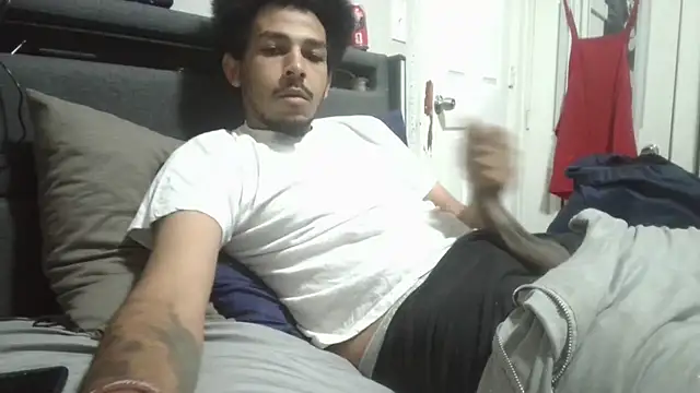 bigdickjojo69 online show from 06/24/26, 05:23