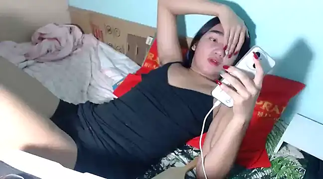 Snapshot of CasandraDiaz chatting on 12/21/24, 08:32 CasandraDiaz online show from 12/21/24, 08:32