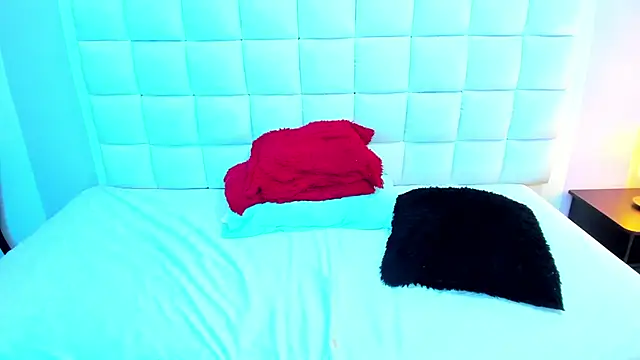 teresasroom  online show from 01/25/25, 03:09