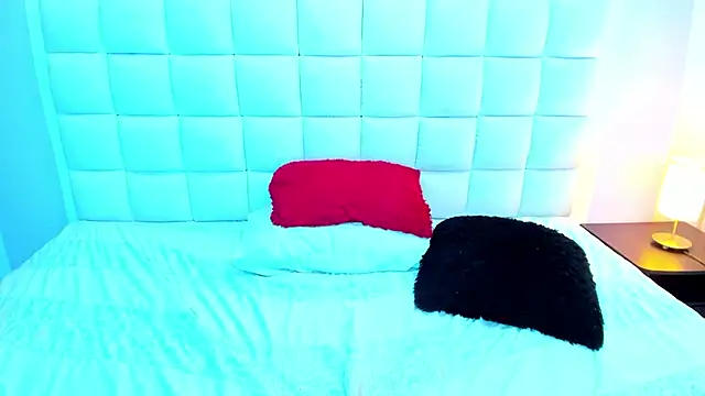 teresasroom  online show from 02/07/25, 07:38