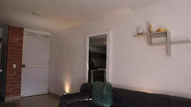  Vahos  online show from 10/12/25, 05:12