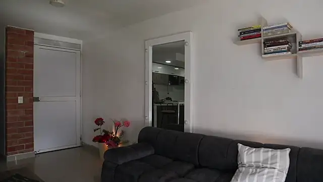  Vahos  online show from 11/04/25, 05:23