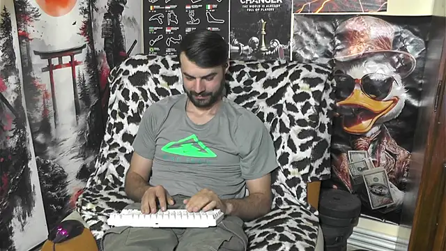 00george online show from 04/13/26, 07:30