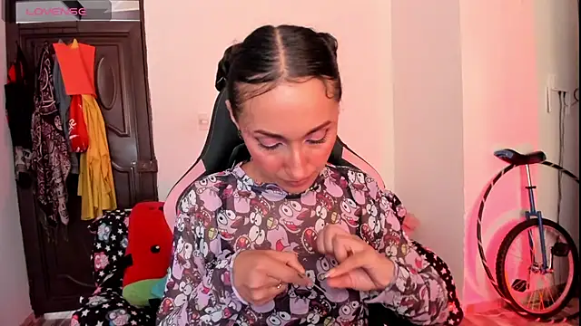 adrena 10 online show from 02/21/26, 10:11