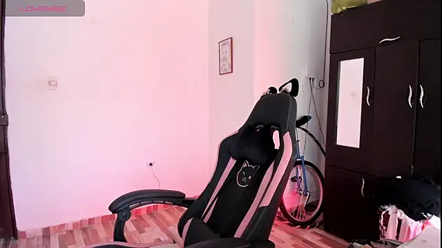 adrena 10 online show from 03/28/26, 08:19