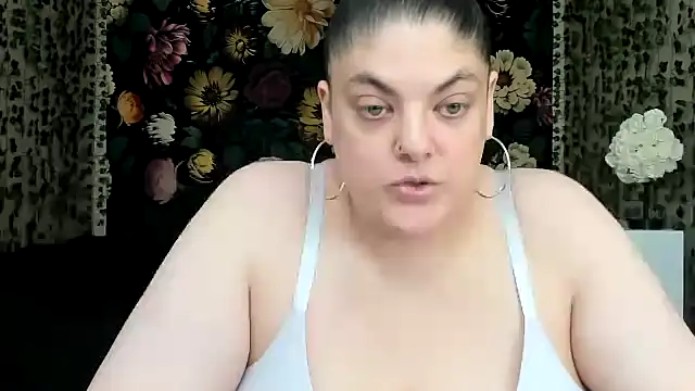 Snapshot of Exotic-Melons chatting on 07/17/26, 10:36 Exotic-Melons online show from 07/17/26, 10:36