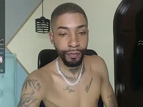 Snapshot of kilian_xx chatting on 01/15/25, 12:58 kilian xx online show from 01/15/25, 12:58