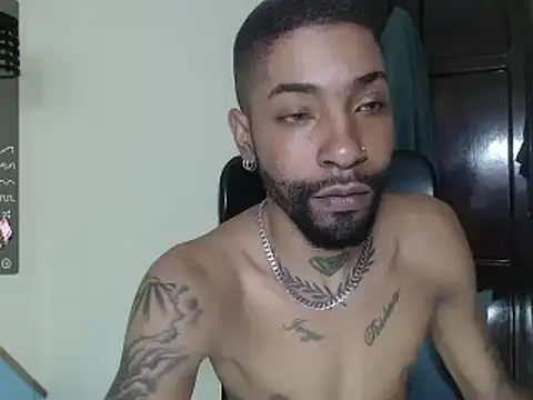 Snapshot of kilian_xx chatting on 01/20/25, 01:11 kilian xx online show from 01/20/25, 01:11